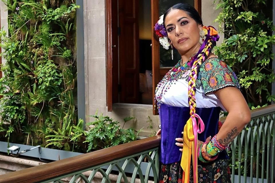 Tras perder a su esposo, Lila Downs ha inculcado en sus hijos el salir adelante con ilusiones y esperanza, pero conscientes de la realidad.