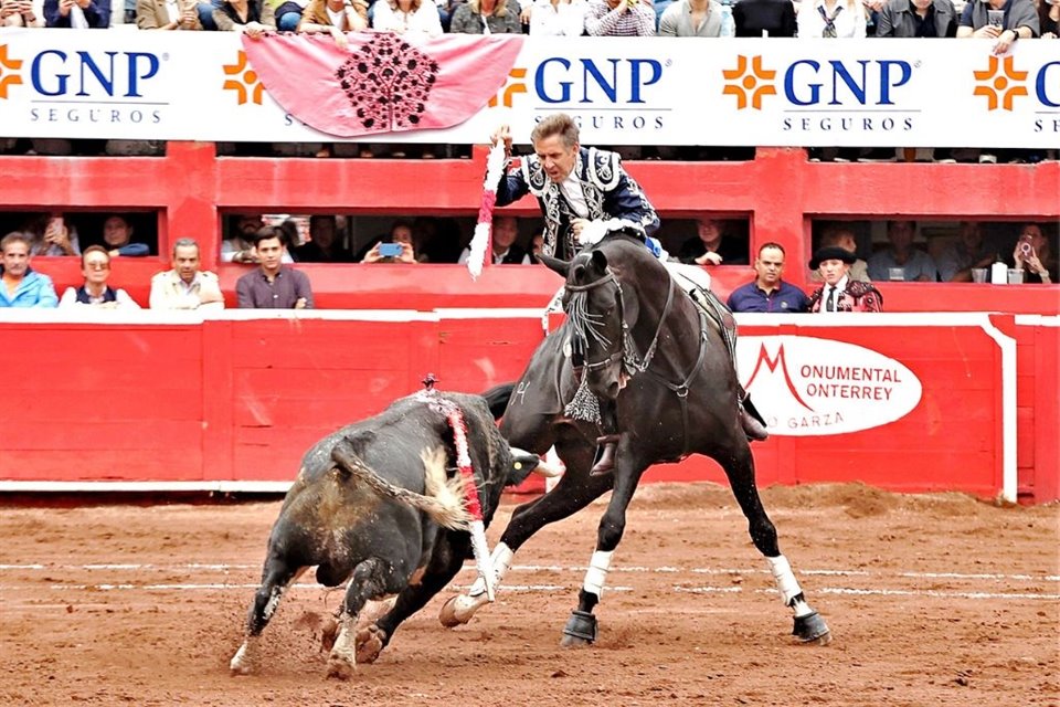 El rejoneador Pablo Hermoso de Mendoza sí se podrá despedir de la Plaza. 