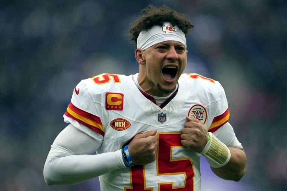 Patrick Mahomes va por su octava temporada.