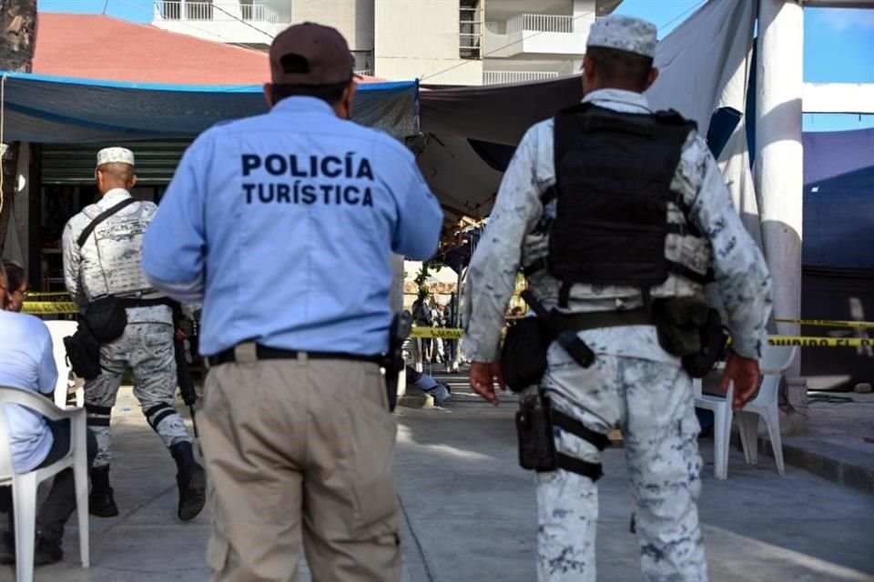 El hecho ocurre a pesar del despliegue policiaco en la zona turística.