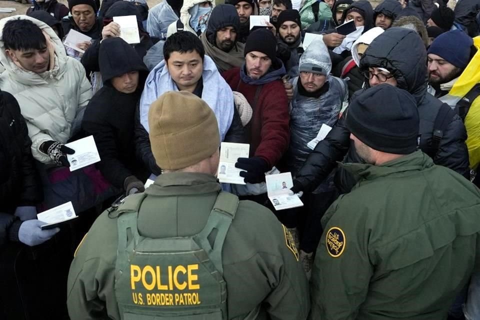 El Presidente Joe Biden pidió en un discurso al Congreso aprobar un proyecto de ley para la seguridad fronteriza.