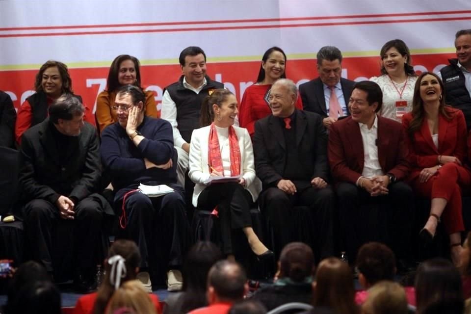 Sheinbaum tomó protesta formal como candidata del PT rumbo a las elecciones presidenciales de este año.