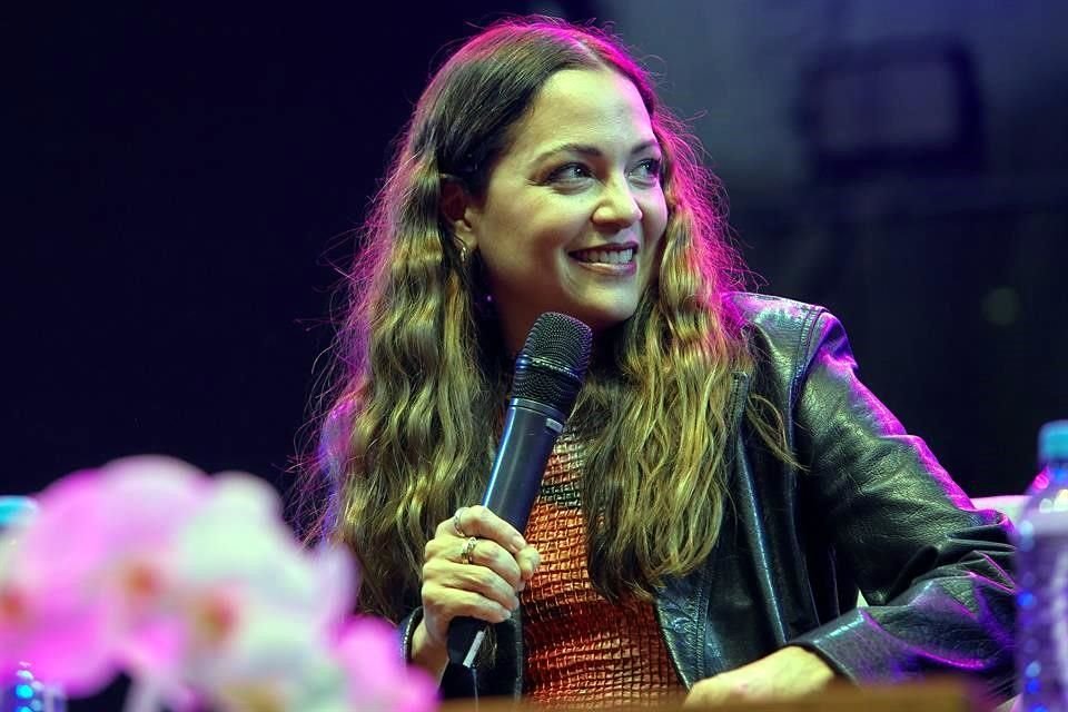 Natalia Lafourcade.