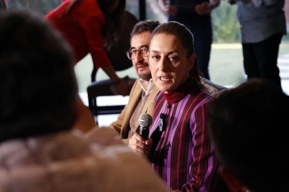Medios públicos enfocaron su atención en Claudia Sheinbaum más del doble de tiempo que a la candidata de Oposición, Xóchitl Gálvez.