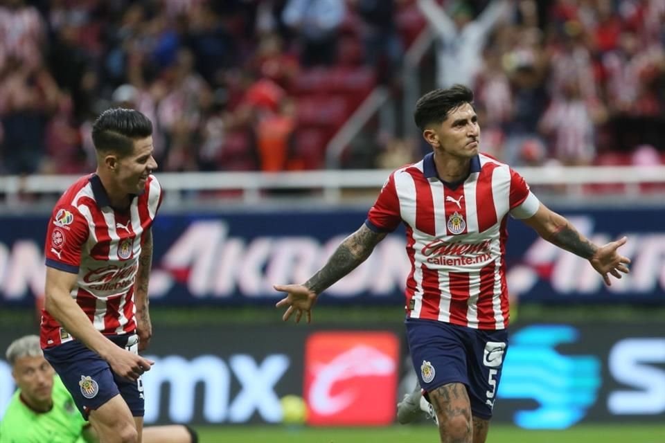 'Pocho' Guzmán anotó el segundo gol del Rebaño al 75.