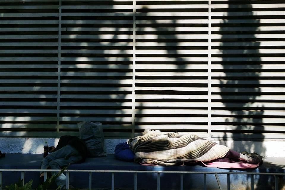 Personas en situación de calle durante la temporada de frío en la Ciudad de México.