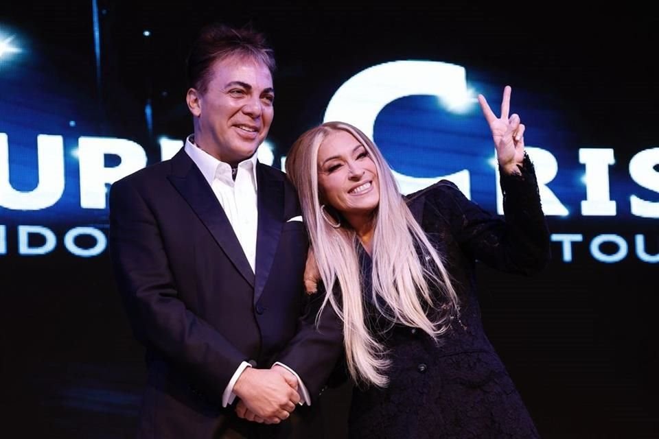 Cristian Castro aprovechó su estadía en México para visitar a su madre, Verónica Castro.