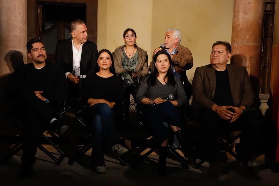 Las Muertas tendrá un formato fílmico en cada uno de sus siete episodios, por lo que él la llama a esta producción 'una saga de películas'.