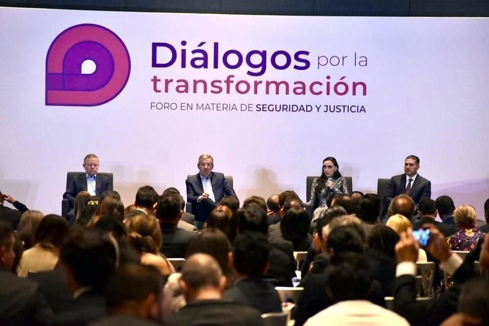 Omar García Harfuch y Arturo Zaldívar participaron en el foro 'Seguridad y Justicia', en el marco de los Diálogos por la Transformación.