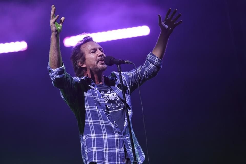Eddie Vedder, vocalista de la banda, expresó su entusiasmo por el nuevo álbum.