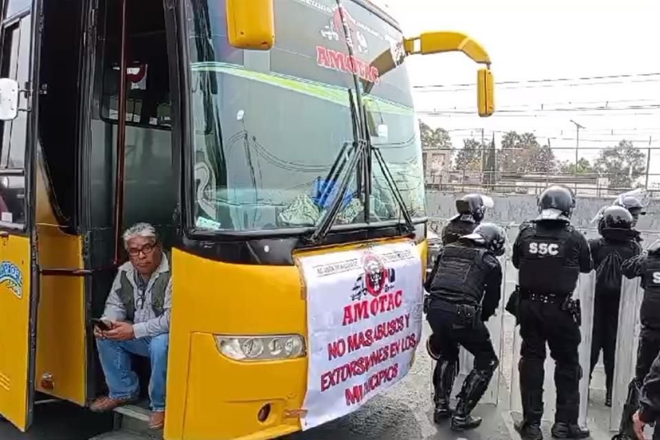 El conductor de unidades pesadas y veterano del volante advirtió que la inseguridad aumentó en las carreteras, a la par de la omisión de la Guardia Nacional para atender sus demandas.