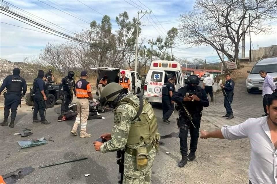 Escoltas del Edil repelieron el ataque, lo cual dejó un saldo de un atacante herido y otro muerto en Taxco, Guerrero.