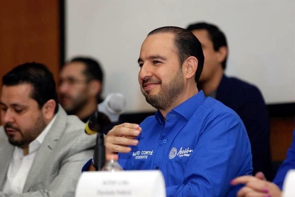 Marko Cortés, líder del PAN, encabezó un curso de capacitación para candidatos federales en la sede nacional del blanquiazul.