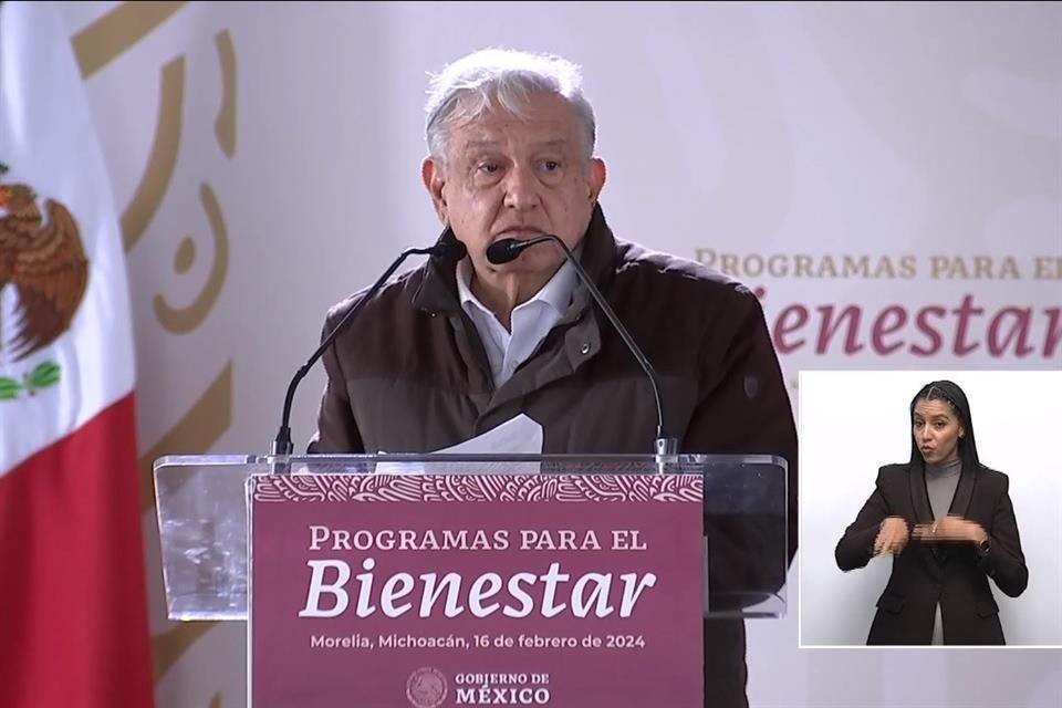 En un mitin en Morelia, AMLO aseguró que se va a retirar tranquilo porque quien lo va a sustituir tiene el mismo pensamiento que él.