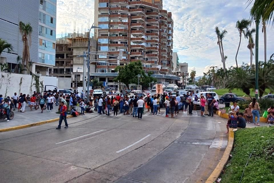 Los afectados acusaron al delegado del Bienestar en Guerrero de no cumplir su palabra.