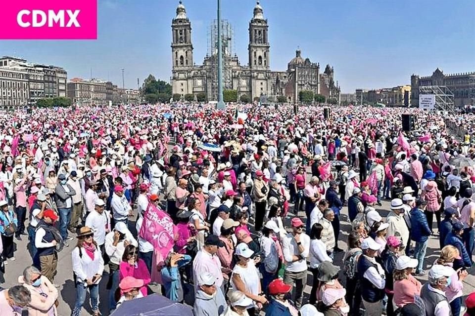 Varias personas que antes criticaban y arremetían contra las protestas salieron a manifestarse en el Zócalo de la CDMX
