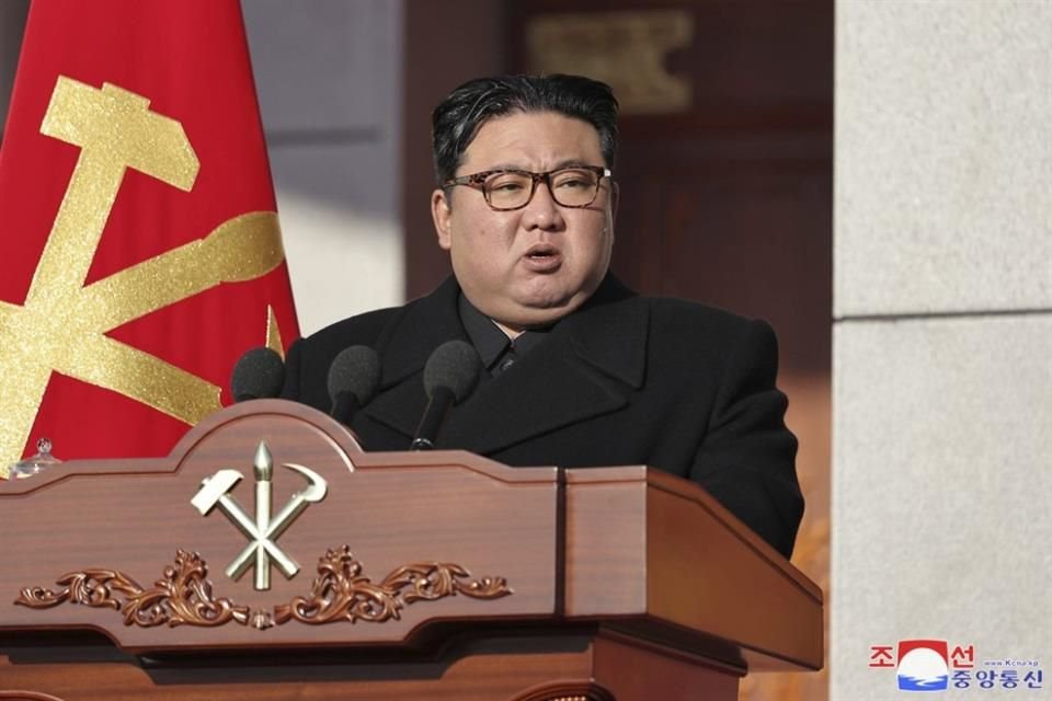 El líder norcoreano, Kim Jong Un, en un acto por el 76 aniversario de la fundación del Ejército, en Corea del Norte, el 8 de febrero de 2024.