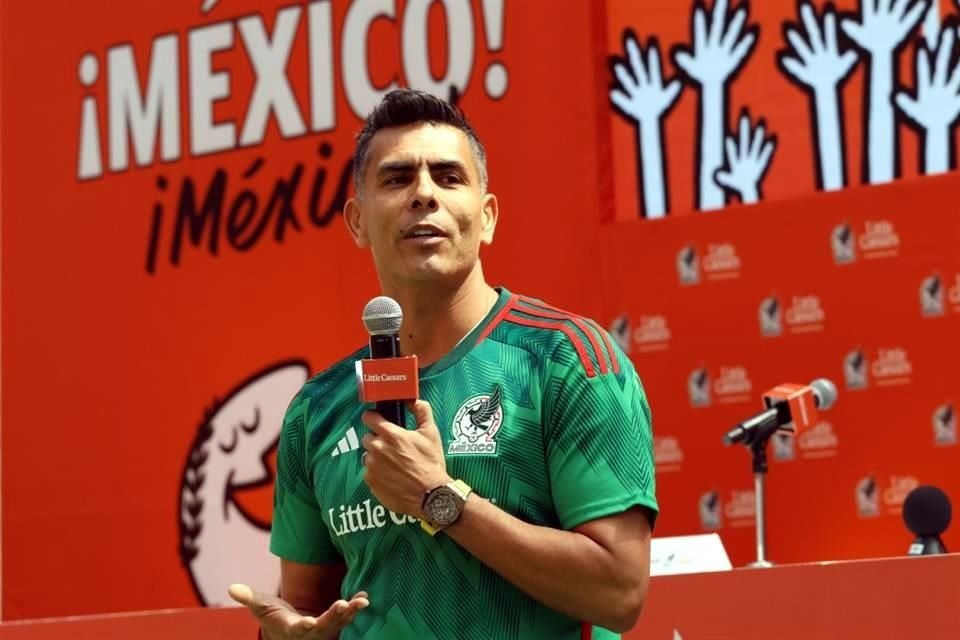 Oswaldo Sánchez sabe que hay otros arqueros que piden a gritos una oportunidad en el arco titular del Tricolor.