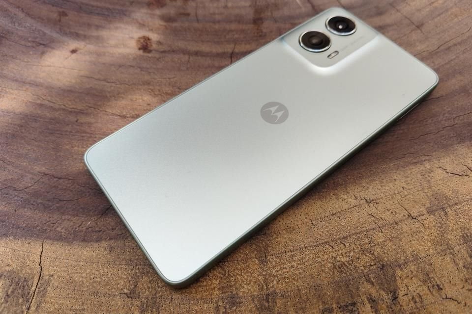 Moto g24 power.