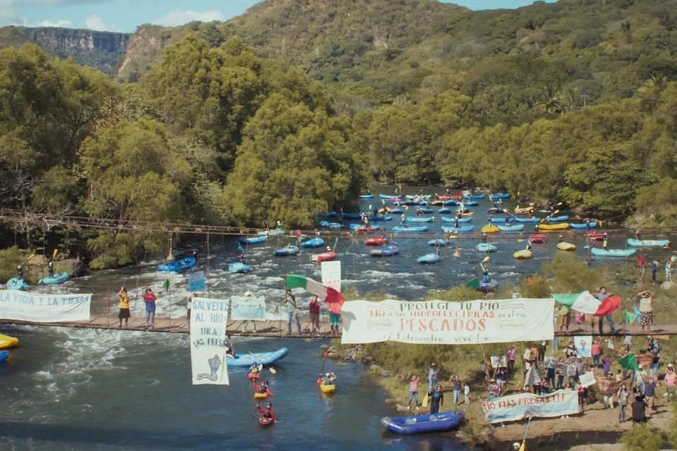 La cinta 'Luna Negra' muestra cómo toda una comunidad en Veracruz se unió para que la constructora brasileña Odebrecht no construyera una presa en el río.