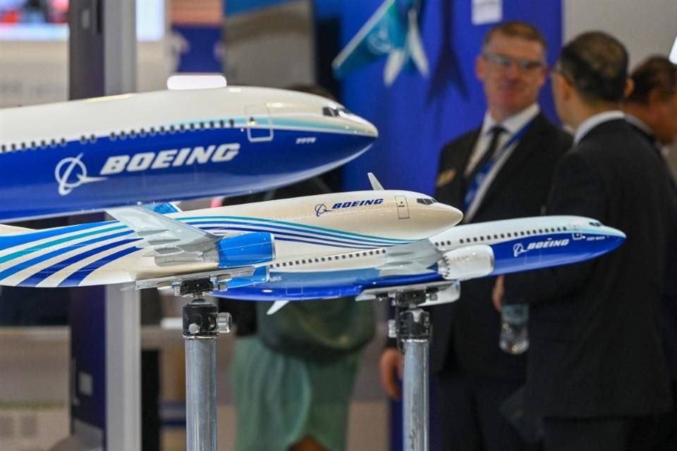 Boeing necesita para fabricar cada 787 Dreamliner alrededor de 2.3 millones de piezas.