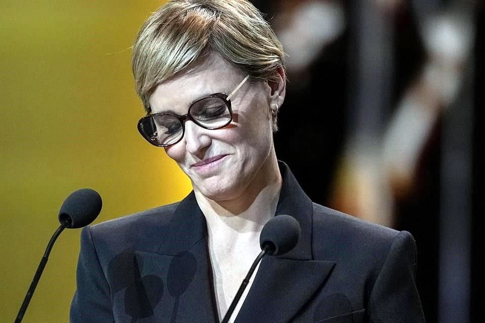 El cine no debe encubrir 'un tráfico ilícito de chicas', arremetió la actriz Judith Godrèche en los Premios César en Francia.