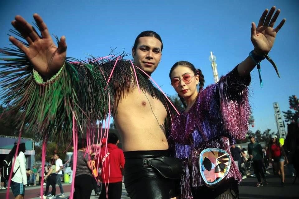 Entre amigos y en pareja también se disfruta del EDC.