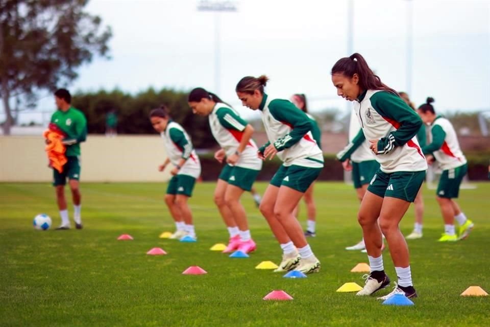 La Selección Mexicana se medirá este lunes a EU.