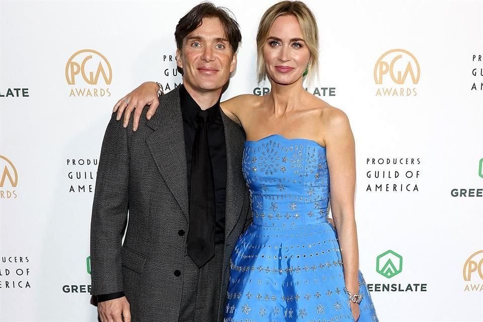 Cillian Murphy y Emily Blunt, felices por el éxito de 'Oppenheimer' en esta temporada de premios.