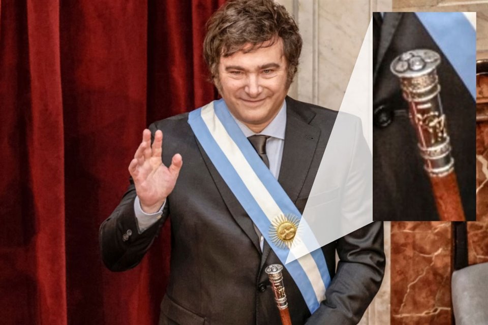 Javier Milei, Presidente de Argentina, rompió con la tradición y grabó imágenes de los perros en su bastón presidencial.