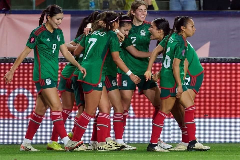 Estados Unidos tenía 16 partidos al hilo ganándole al Tri Femenil, hasta hoy.