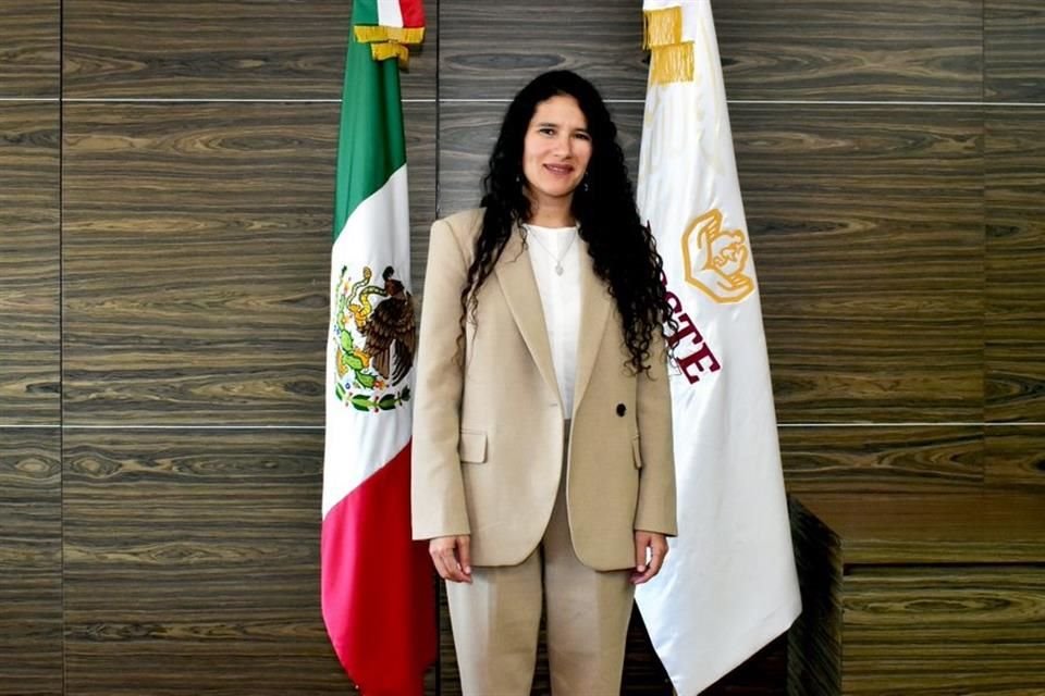 Bertha Alcalde, hermana de la titular de Segob, fue designada por AMLO como titular del ISSSTE.