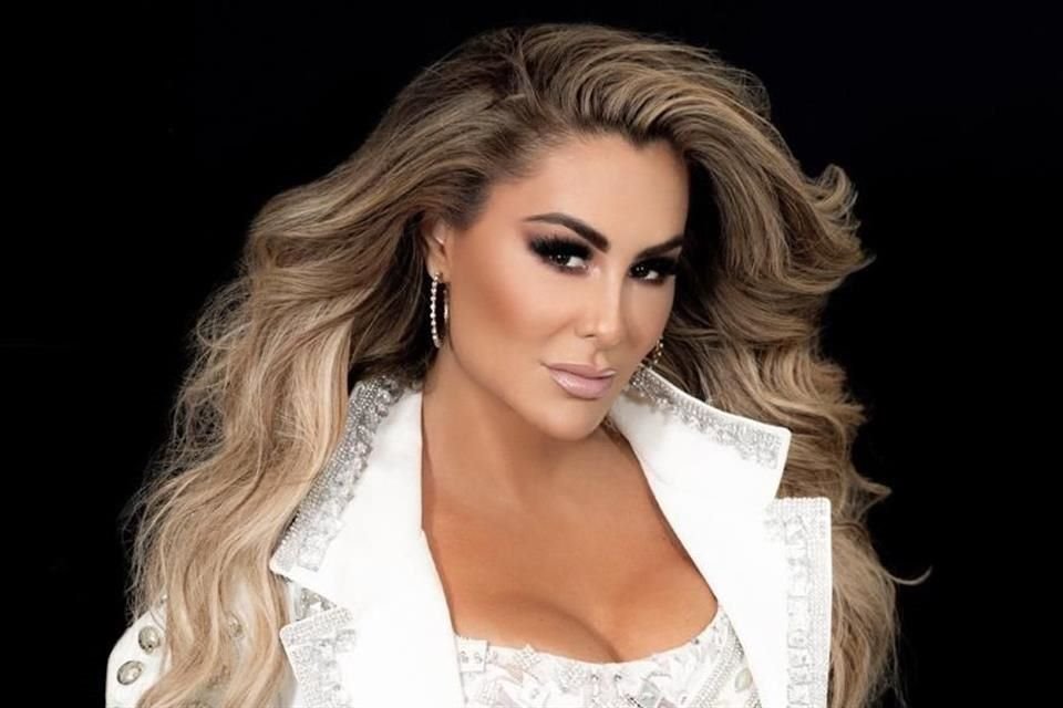 Ninel Conde tiene 48 años.