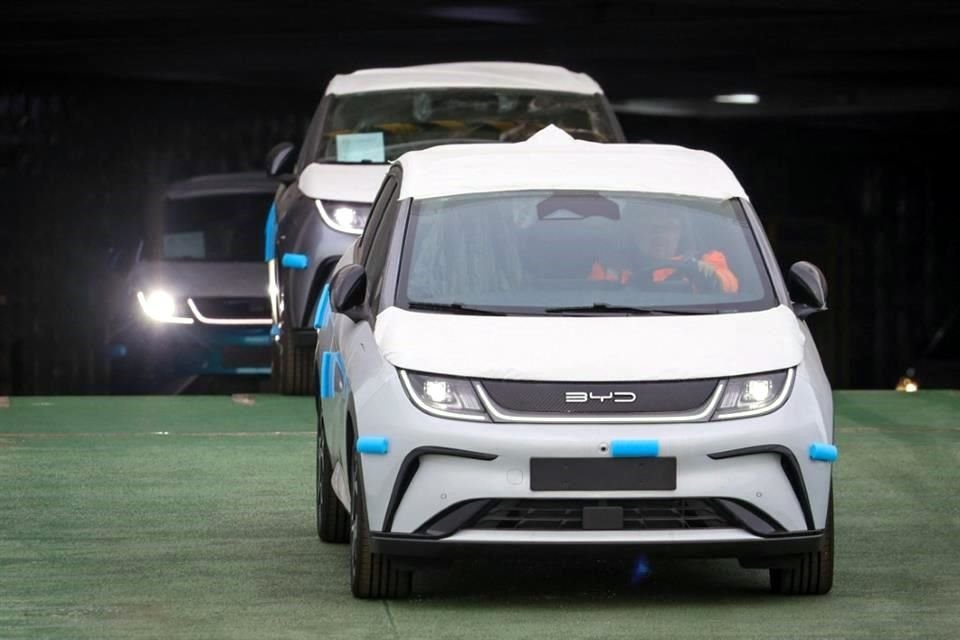 La Comisión Europea anunció el 12 de junio que impondría aranceles antisubvención de hasta el 38.1 por ciento a los vehículos eléctricos chinos.