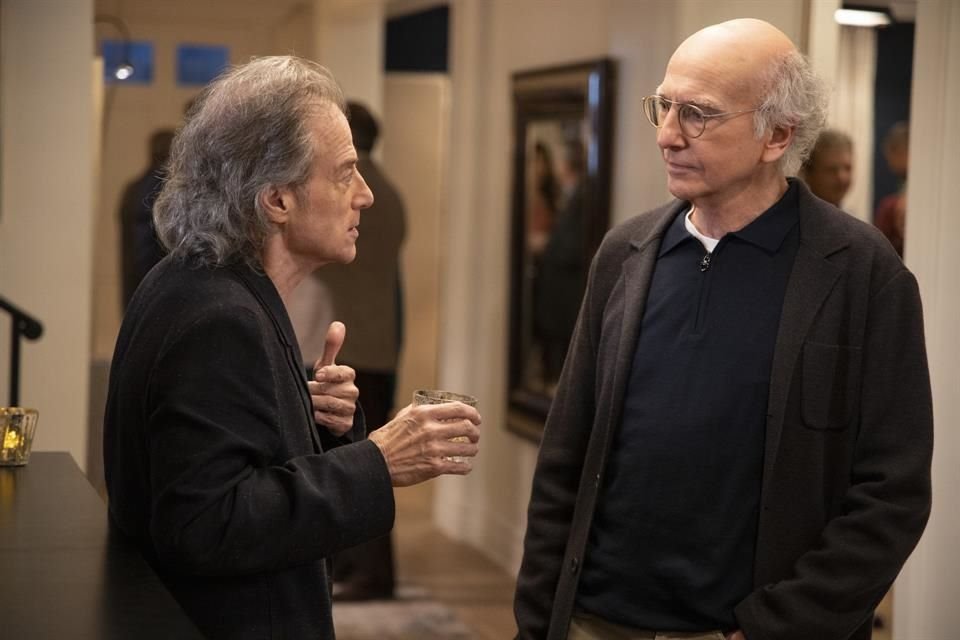 Richard Lewis compartió escena con Larry David en la sitcom 'Curb Your Enthusiasm'.