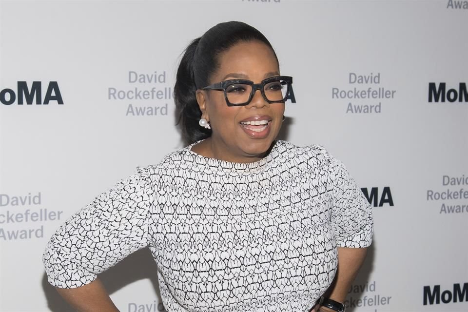 Oprah Winfrey ha decidido separarse de la junta directiva de Weight Watchers,  tras admitir, a finales de 2023, que usó medicamentos para bajar de peso.