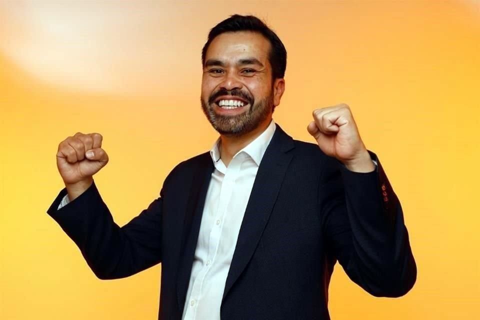 Sus años de priismo acabaron en 2013 y de ahí pasó a Movimiento Ciudadano.