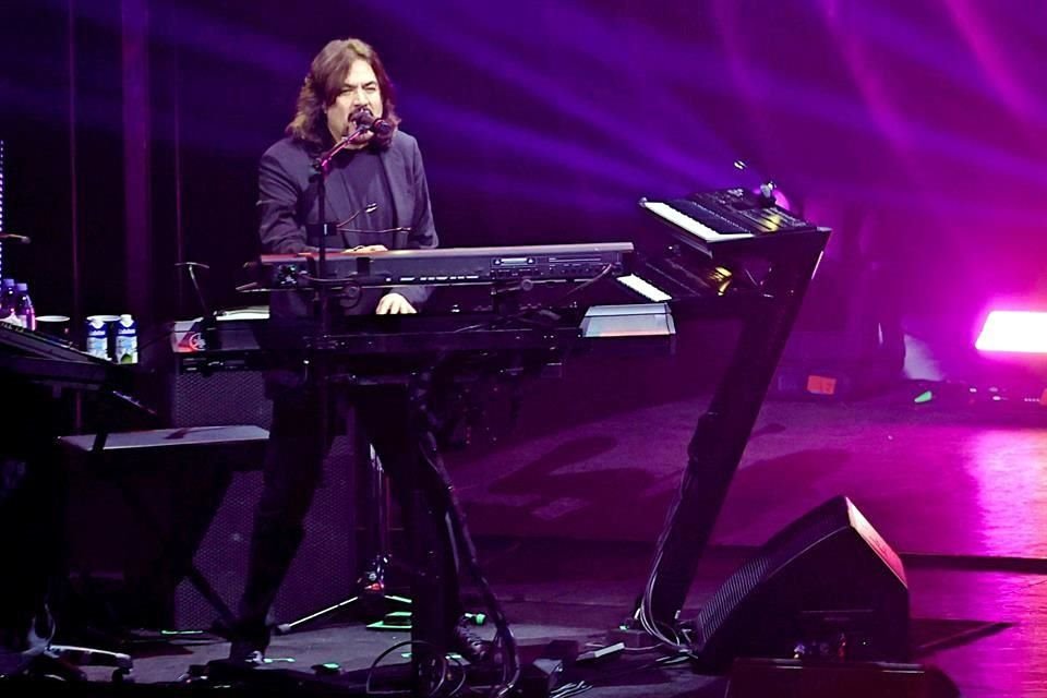 Se despiden Los Temerarios de los regios
