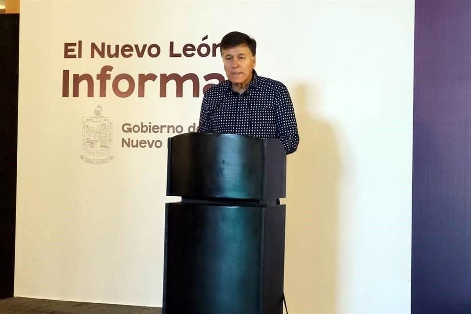 El Secretario de Medio Ambiente, Alfonso Martínez Muñoz, informó en una rueda de prensa que sólo realizaron una suspensión parcial de la planta.