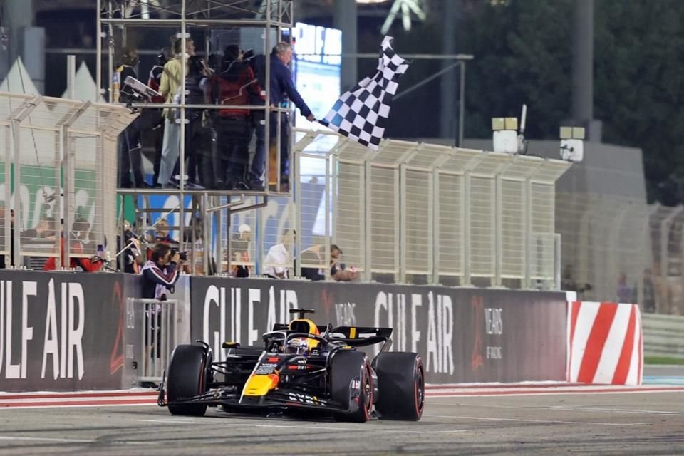 Max Verstappen hizo el quinto Grand Chelem de la temporada.