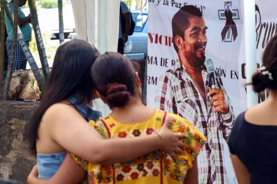 Familiares del dirigente anunciaron desde ayer que se trasladarían a la ciudad de Chilpancingo para un homenaje.