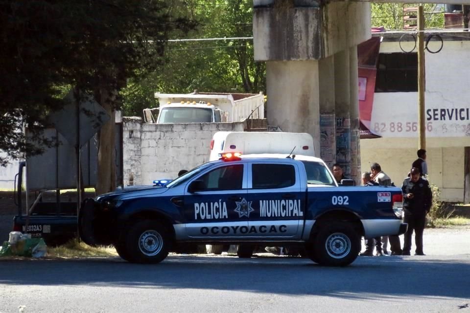 El cadáver del hombre quedó a pie de carretera.