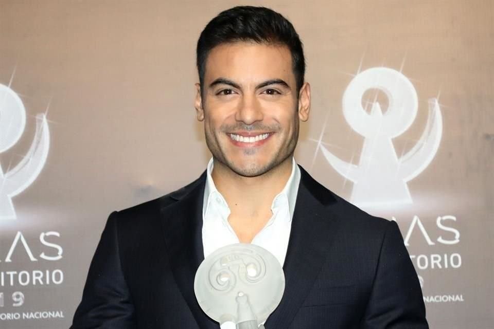 Carlos Rivera reveló que admira a Bublé.