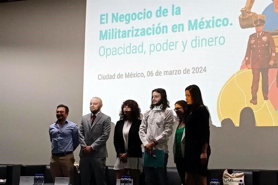 México Unido contra la Delincuencia presentó el informe 'El Negocio de la Militarización. Opacidad, poder y dinero'.