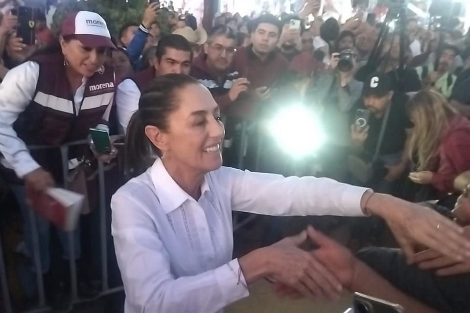 Claudia Sheinbaum acusó que en Guanajuato, donde gobierna el PAN, se están repartiendo programas sociales en tiempos electorales.