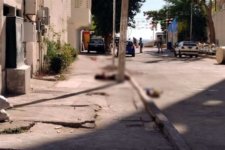 El doble feminicidio se registró en la Calle Fragata de Yucatán, del Fraccionamiento Costa Azul.