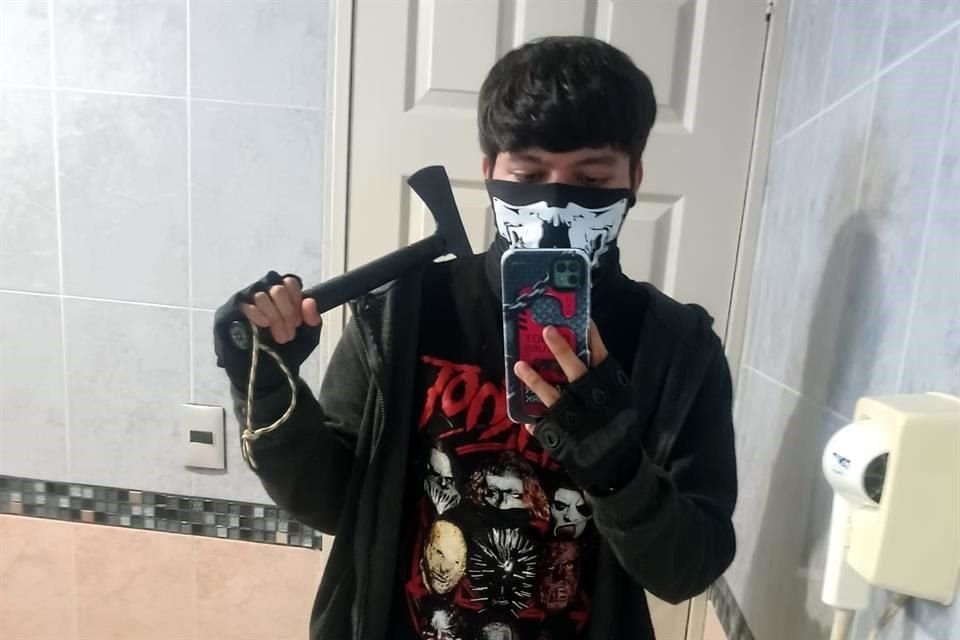 Gabriel Alejandro 'N' subió esta imagen el día del triple homicidio.