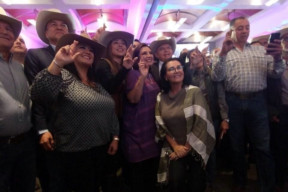 Xóchitl Gálvez sostuvo un encuentro con la Confederación Nacional de Organizaciones Ganaderas, en la Ciudad de México.