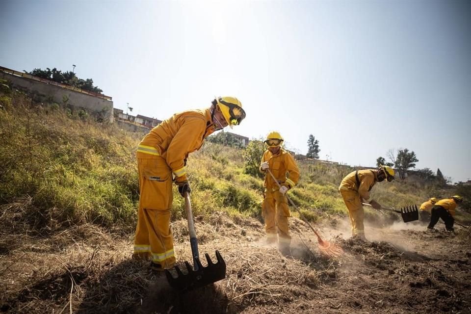 Ante la temporada de estiaje, realizaron labores preventivas en la Barranca de Huentitán y en la Barranca de Oblatos.