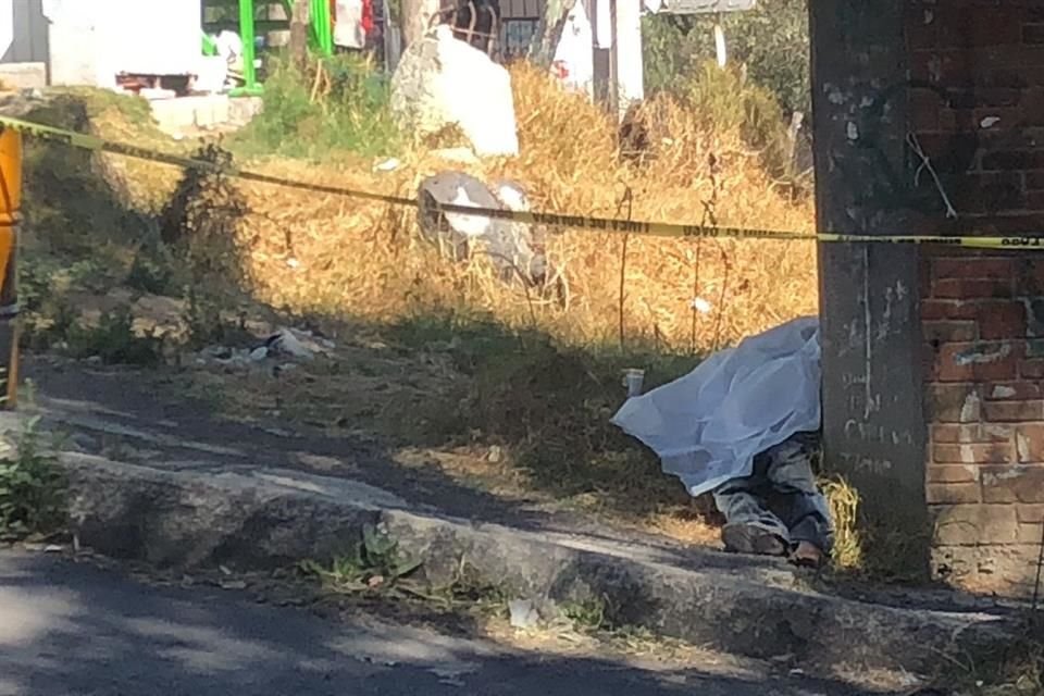 Según los reportes, el piloto perdió el control de la moto al tomar la curva, a la altura de San Miguel, en la Alcaldía Tlalpan.